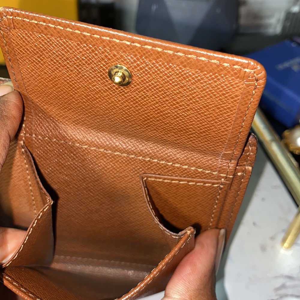Authentic Louis Vuitton Monogram Bifold Marco Wallet - Picture 9 of 13